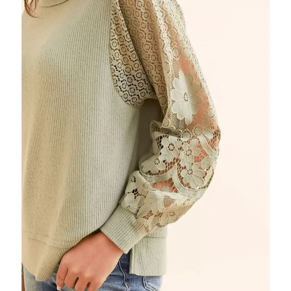 Daytrip BKE Sage Green Floral Lace Sleeve Ribbed Blouse Top Small - Picture 10 of 10